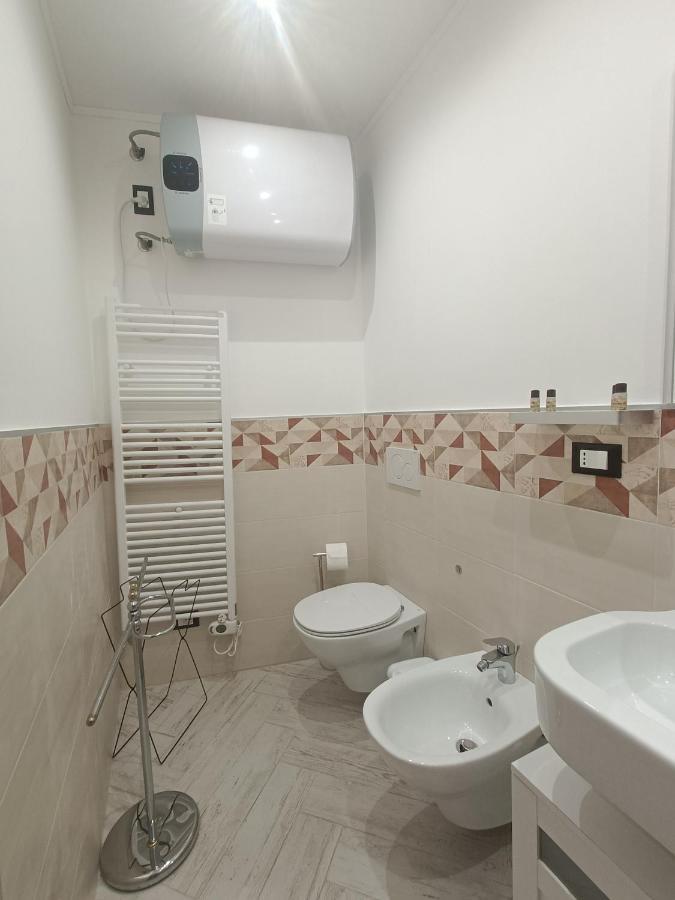 Casa Vacanze Via Nizza 57 Zinola-Wifi Savona Ngoại thất bức ảnh