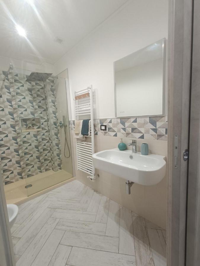 Casa Vacanze Via Nizza 57 Zinola-Wifi Savona Ngoại thất bức ảnh