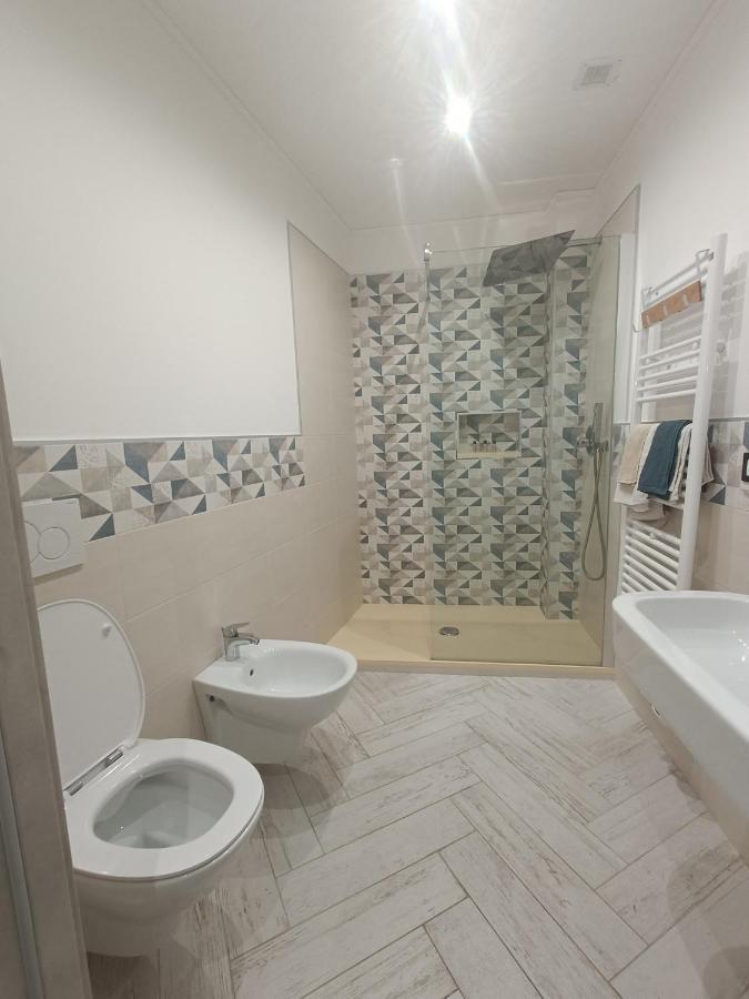 Casa Vacanze Via Nizza 57 Zinola-Wifi Savona Ngoại thất bức ảnh