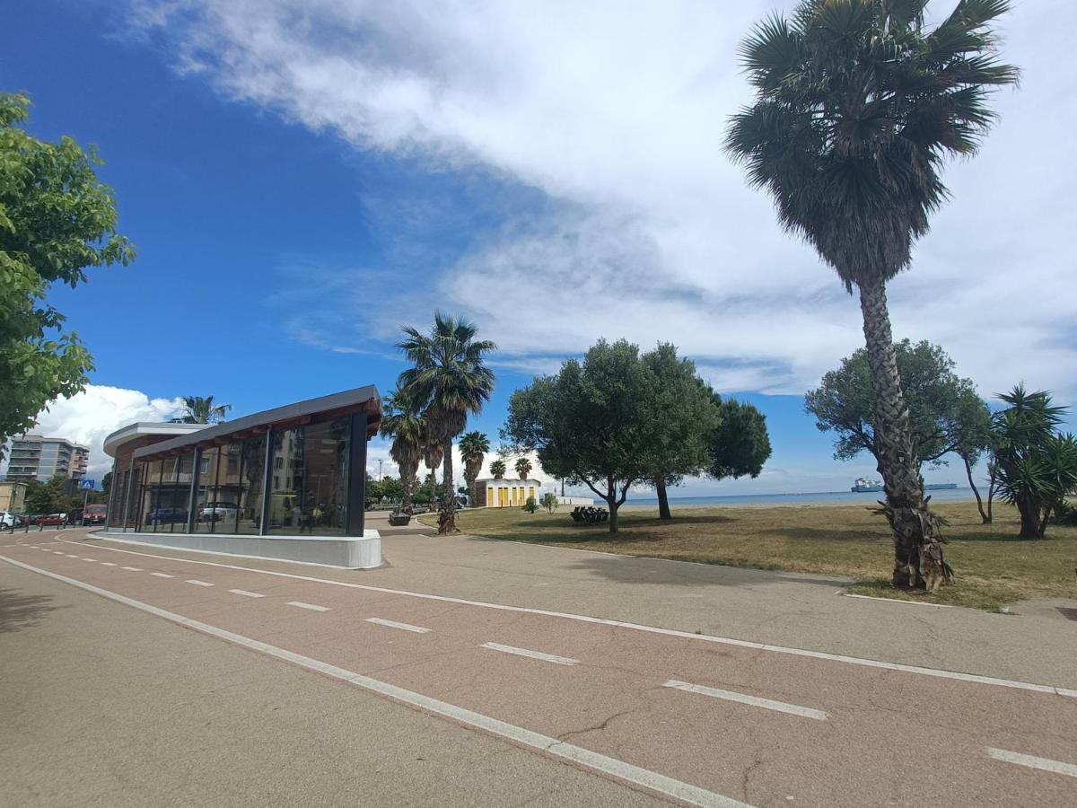 Casa Vacanze Via Nizza 57 Zinola-Wifi Savona Ngoại thất bức ảnh